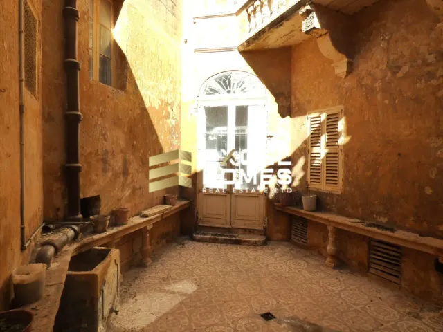 Property at Żebbuġ