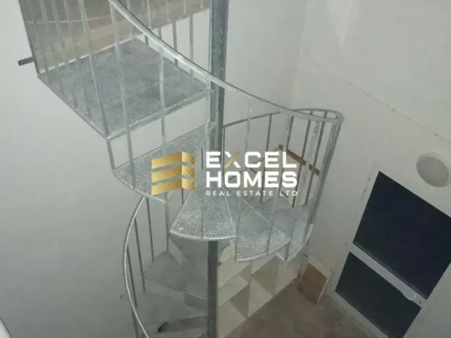 a glass bowl with a bird on top of it