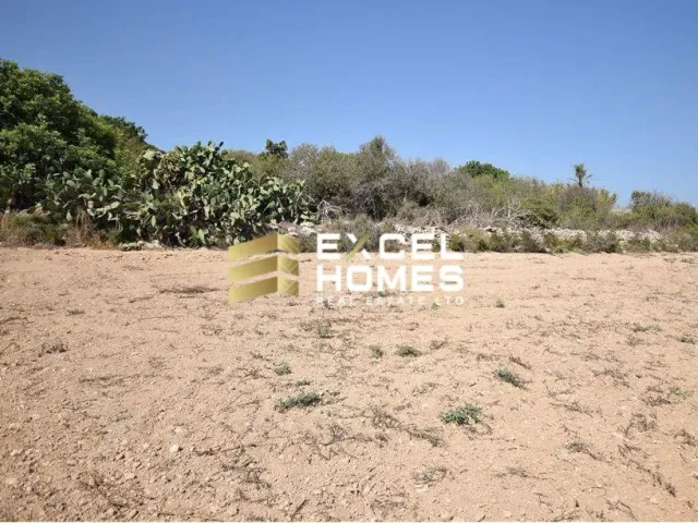 Недвижимость в Żebbuġ