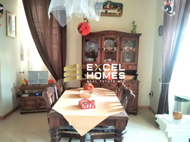 位于Senglea的房产