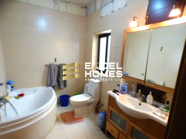 Property at Santa Venera