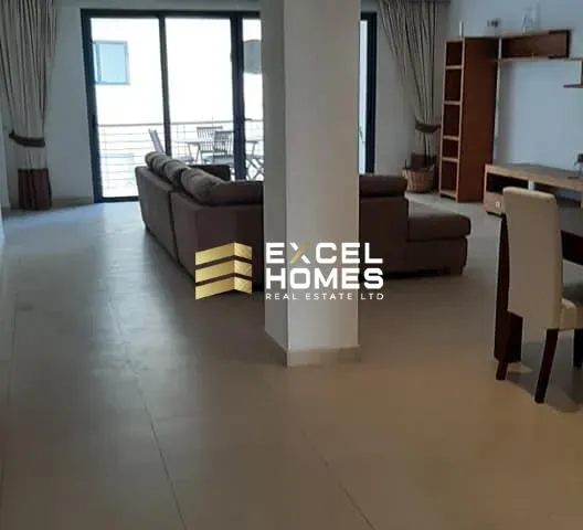 Property at Għajnsielem