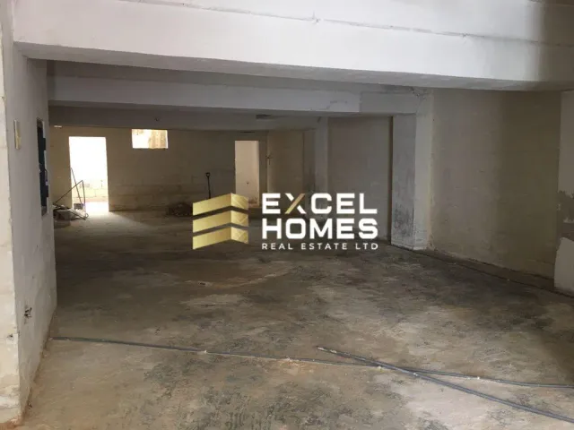 位于San Ġwann的房产