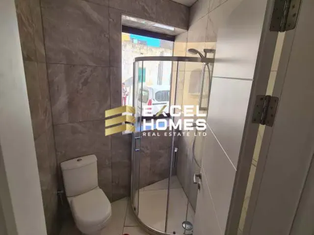 Commercial in Sannat