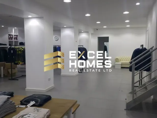 Commercial in San Ġwann
