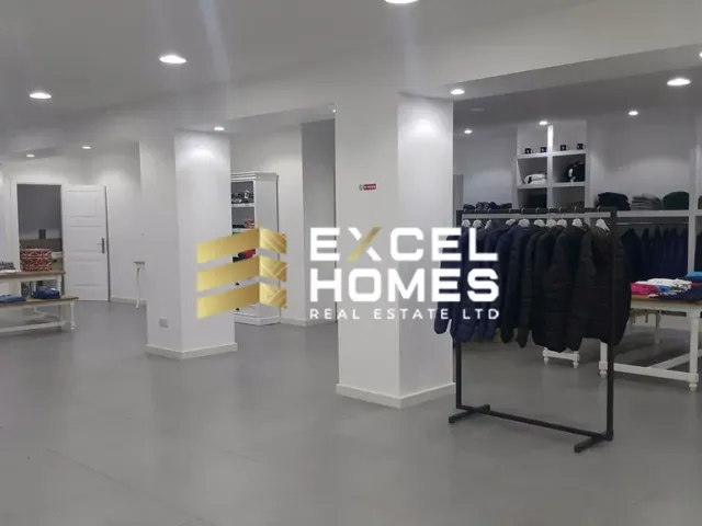 Commercial in San Ġwann