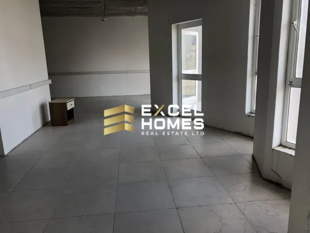 Commercial in Qormi